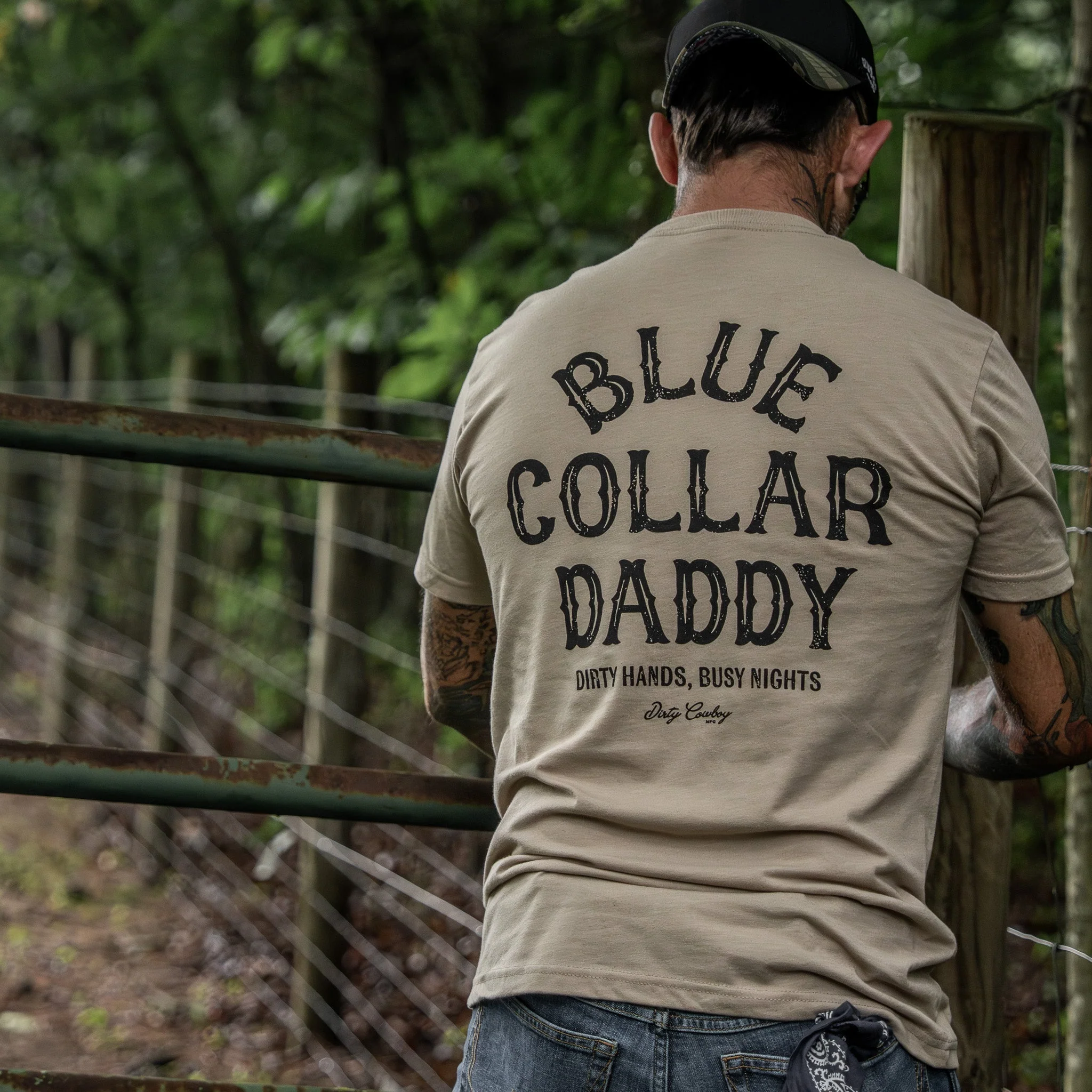 Blue Collar Daddy Men's T-Shirt - Image 17