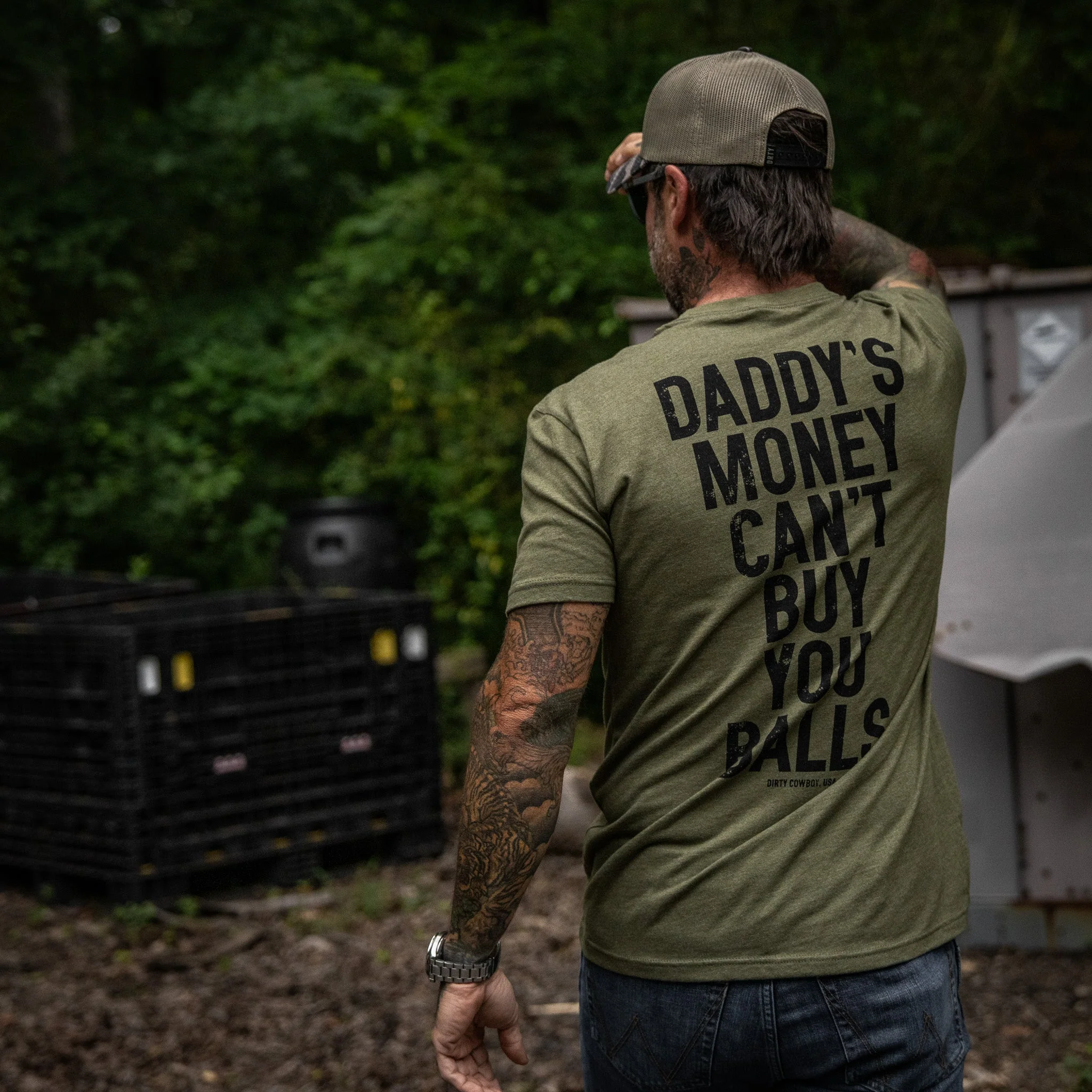 Daddy's Money Can't Buy You Balls Men's T-Shirt - Image 12