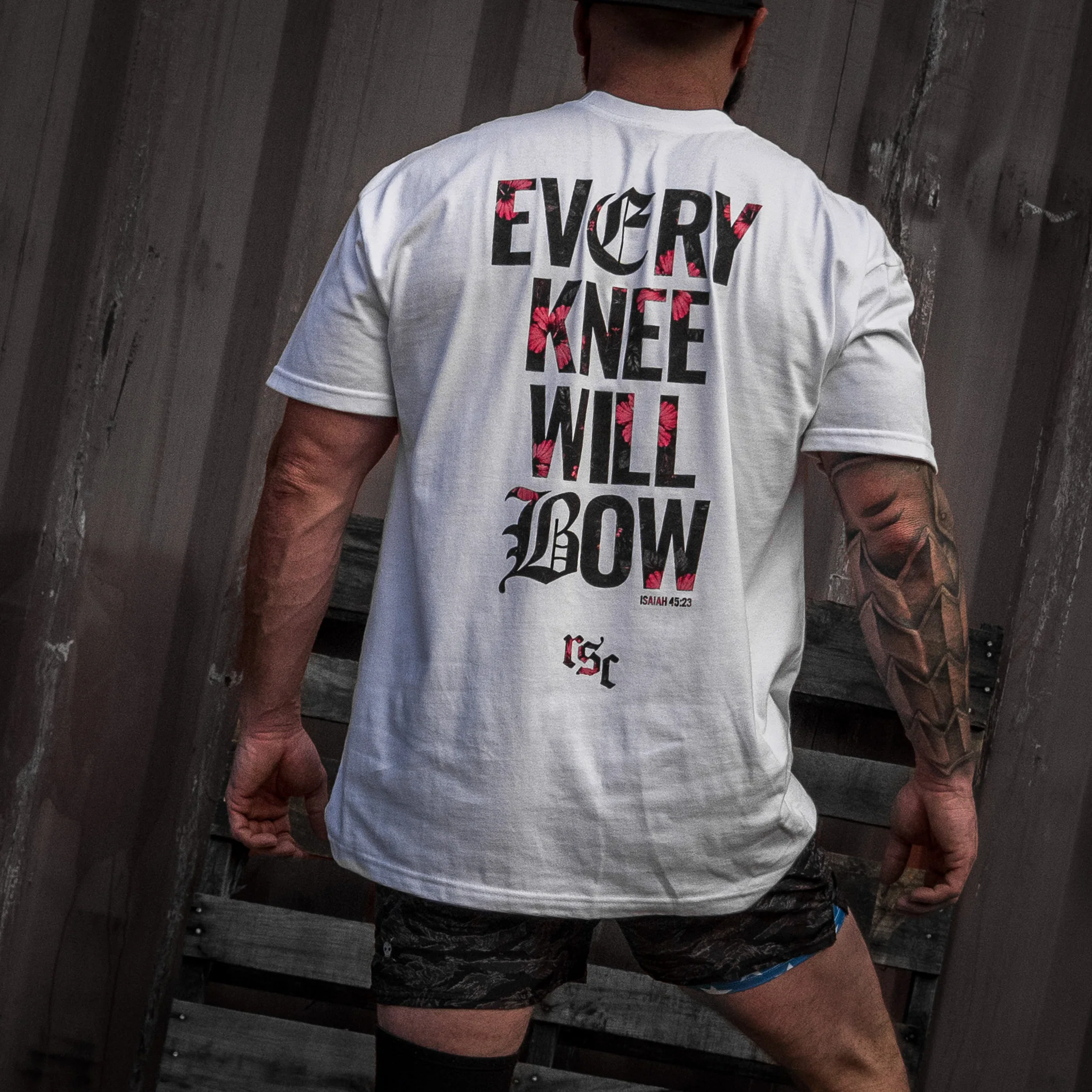 Every Knee Will Bow Men's Heavyweight T-Shirt - Image 11