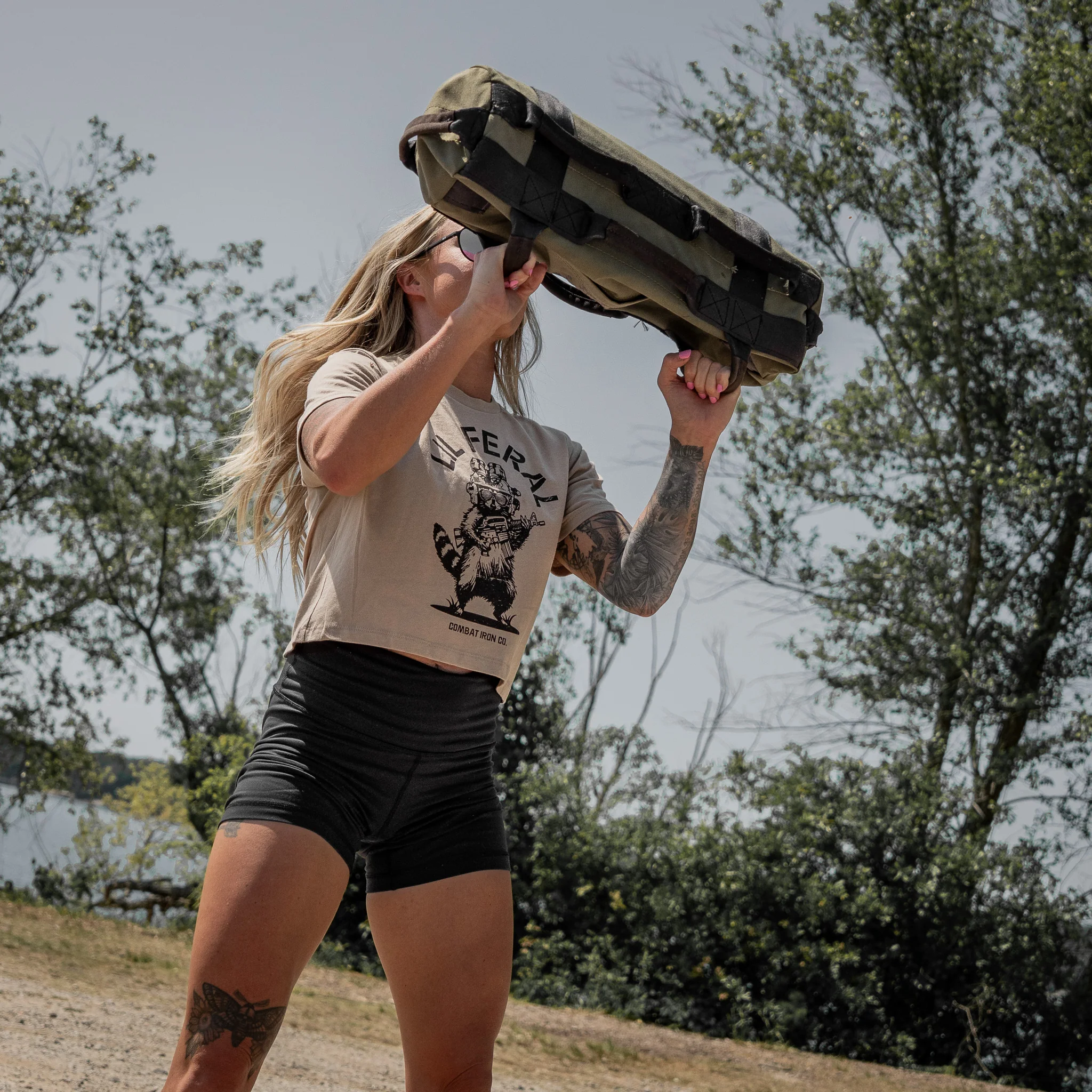Lil Feral Raccoon Women's Crop T-Shirt - Image 13