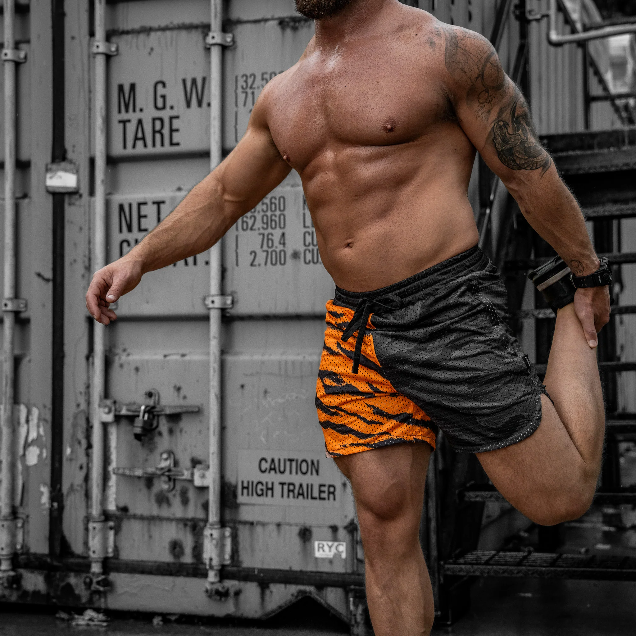 Men's Mid-Thigh CORE Training Short | 5" - Image 9