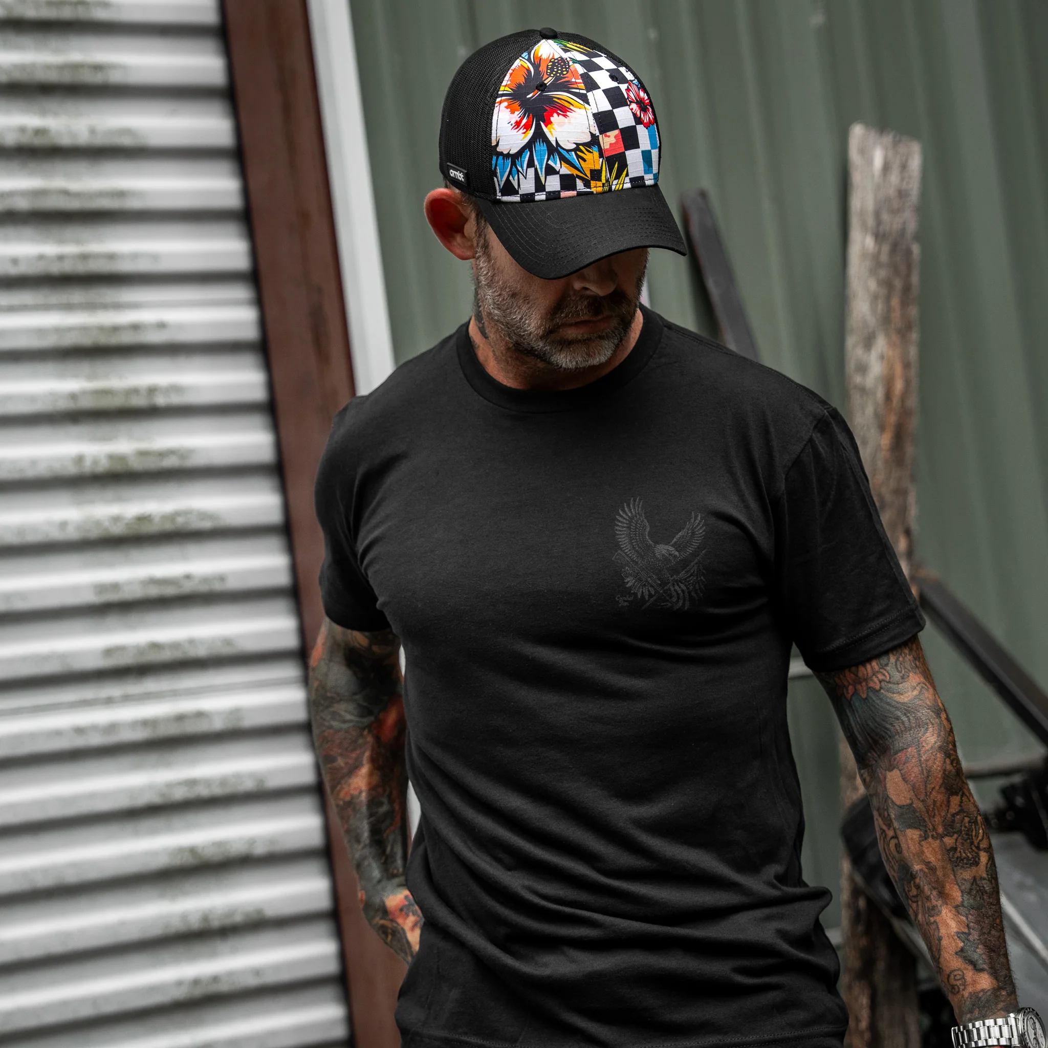Subdued Eagle Men's T-Shirt - Image 4